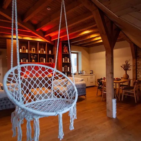 Rooftop River View Old Daire *