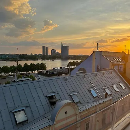 Rooftop River View Old Apartmán Riga